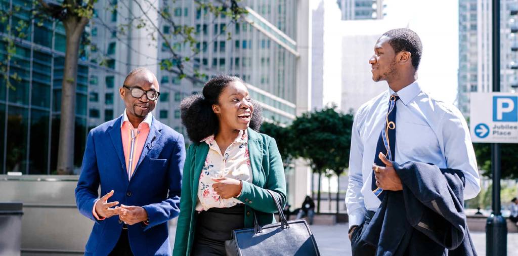 Pre-Sessional Students_in_Canary_Wharf
